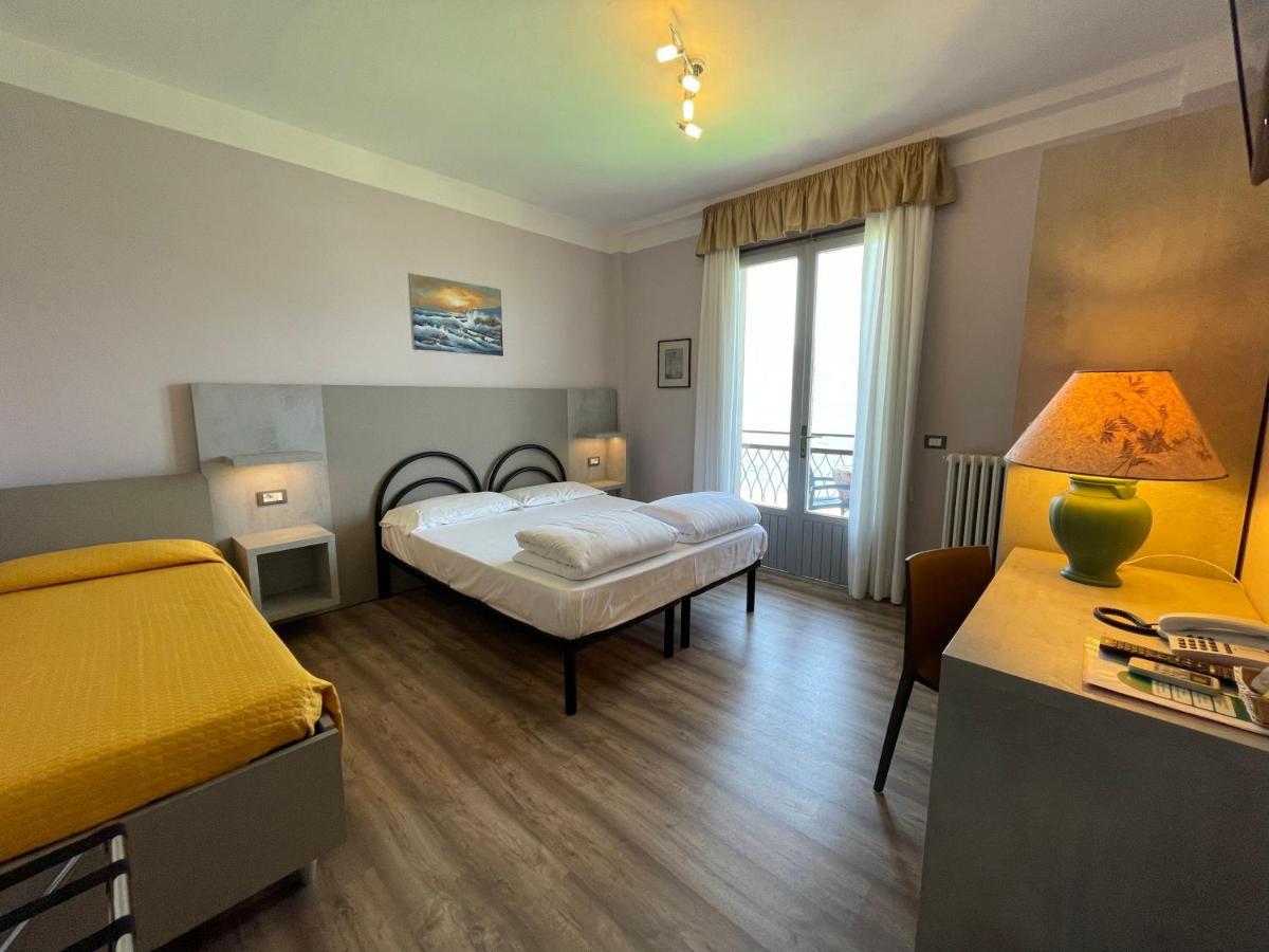 Hotel Rabay Brenzone sul Garda Bagian luar foto
