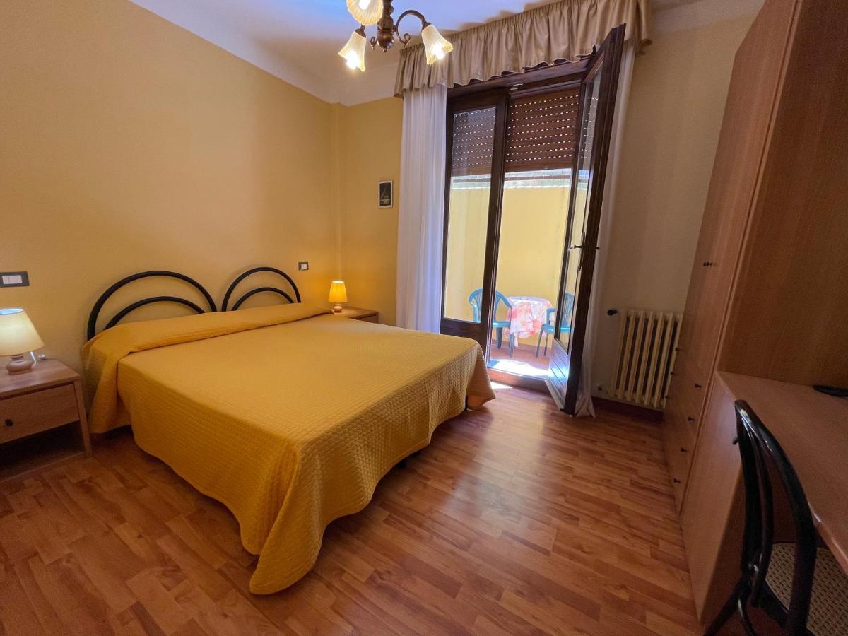 Hotel Rabay Brenzone sul Garda Bagian luar foto
