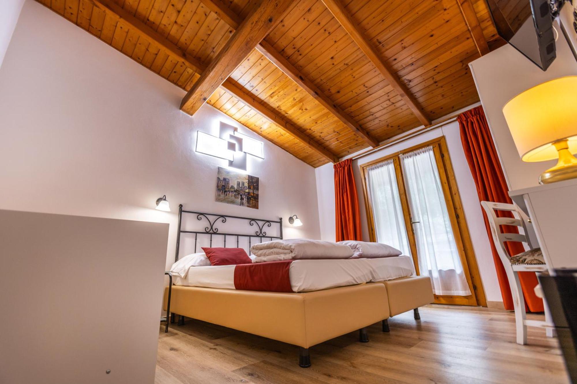 Hotel Rabay Brenzone sul Garda Bagian luar foto